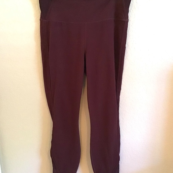 Athleta Activewear leggings - Picture 2 of 9